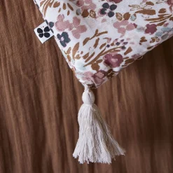 Altobuy ADONIS - Chemin de Lit 90x200cm Gaze de Coton Blanc Imprimé Fleur Détail 4 Pompons