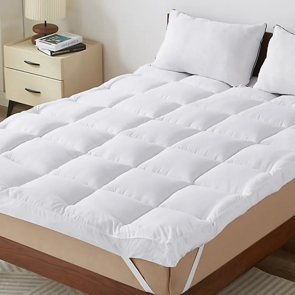 Casabel Surmatelas Moelleux 180x200 cm Extra Epais Microfibre Respirante Antiderapant 4 Bandes Elastiques Anti Acariens