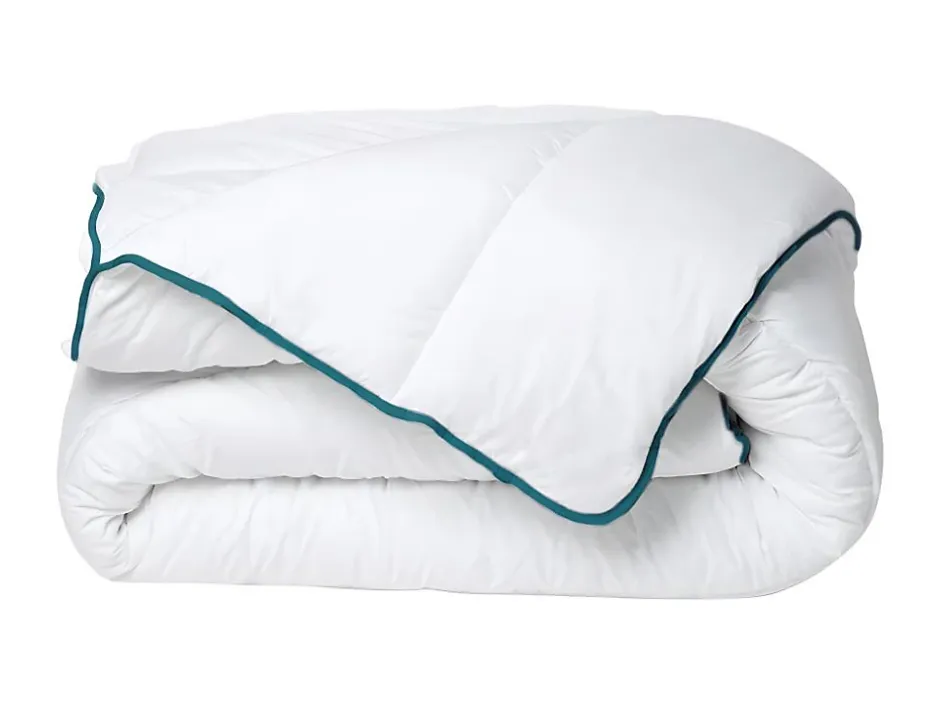Vente-unique Couette chaude recyclée de DREAMEA en microfibre - 140 x 200 cm - 350 gr/ m² - Biais bleu - ROSA New