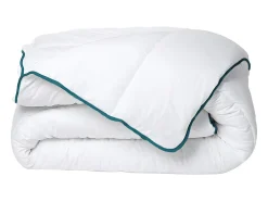 Vente-unique Couette chaude recyclée de DREAMEA en microfibre - 220 x 240 cm - 350 gr/ m² - Biais bleu - ROSA Sale