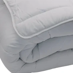 Mortreux Couette Climatisée Microfibre - légère - 1 personne 140x200 - 10277