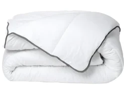 Vente-unique Couette Câline toucher soie 220 x 240 cm - 250 g/m² - Blanc biais gris- BIESYA New