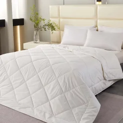 Homescapes Couette en laine biologique épaisse, 200 x 200 cm - Discount