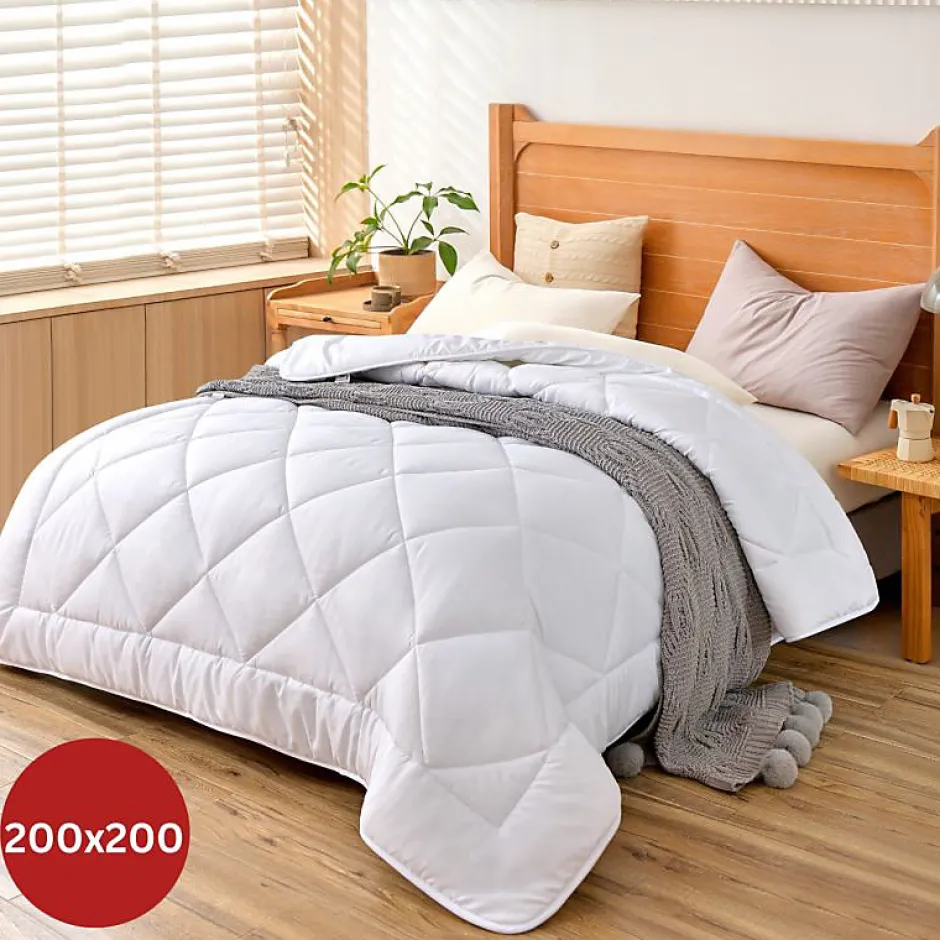 Herzberg Couette en microfibre 200X200cm Blanche HG22067WD