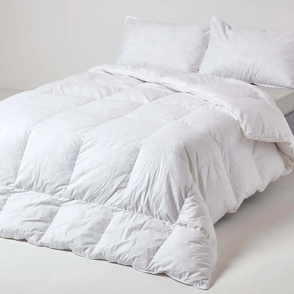 Homescapes Couette hiver 260 x 220 cm en duvet et en plumes de canard 13.5 Tog -