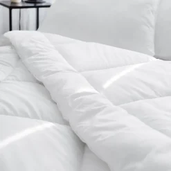 Linnea Couette hiver 140x200 cm CASTOR garnissage fibre polyester 400g/m2 Discount