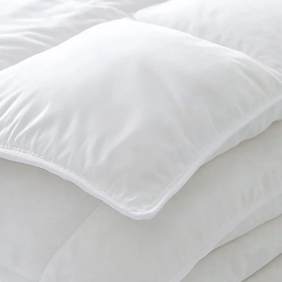 Sensei Maison Couette naturelle - Tempérée - 30% duvet 300 g/m² 200x200 cm NEVADA Discount