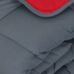 Linnea Couette été 140x200 cm COCOON BICOLORE Gris/Rouge garnissage fibre polyester 200g/m2