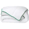 Vente-unique Couette tempérée traitement anti-acariens naturel de DREAMEA en microfibre - 220 x 240 cm - 300 gr/ m² - Biais vert - AZYLIA II