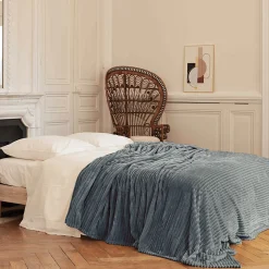 Linnea Couverture 100% polyester 240x260 cm microvelours DOLCE vert argile