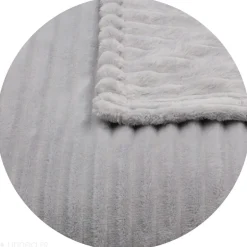 Linnea Couverture 100% polyester 180x240 cm microvelours DOLCE gris perle
