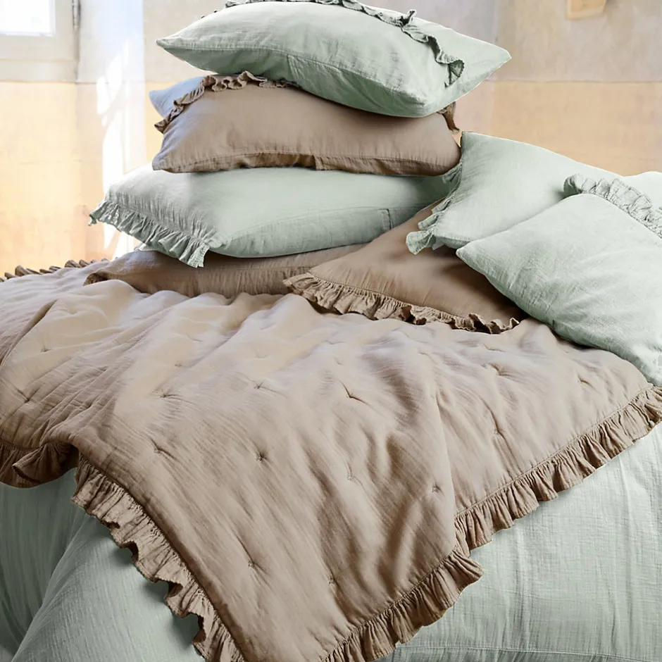 Linnea Couverture courtepointe en mousseline de coton 150x150 cm + 5 cm ELZA gris lichen