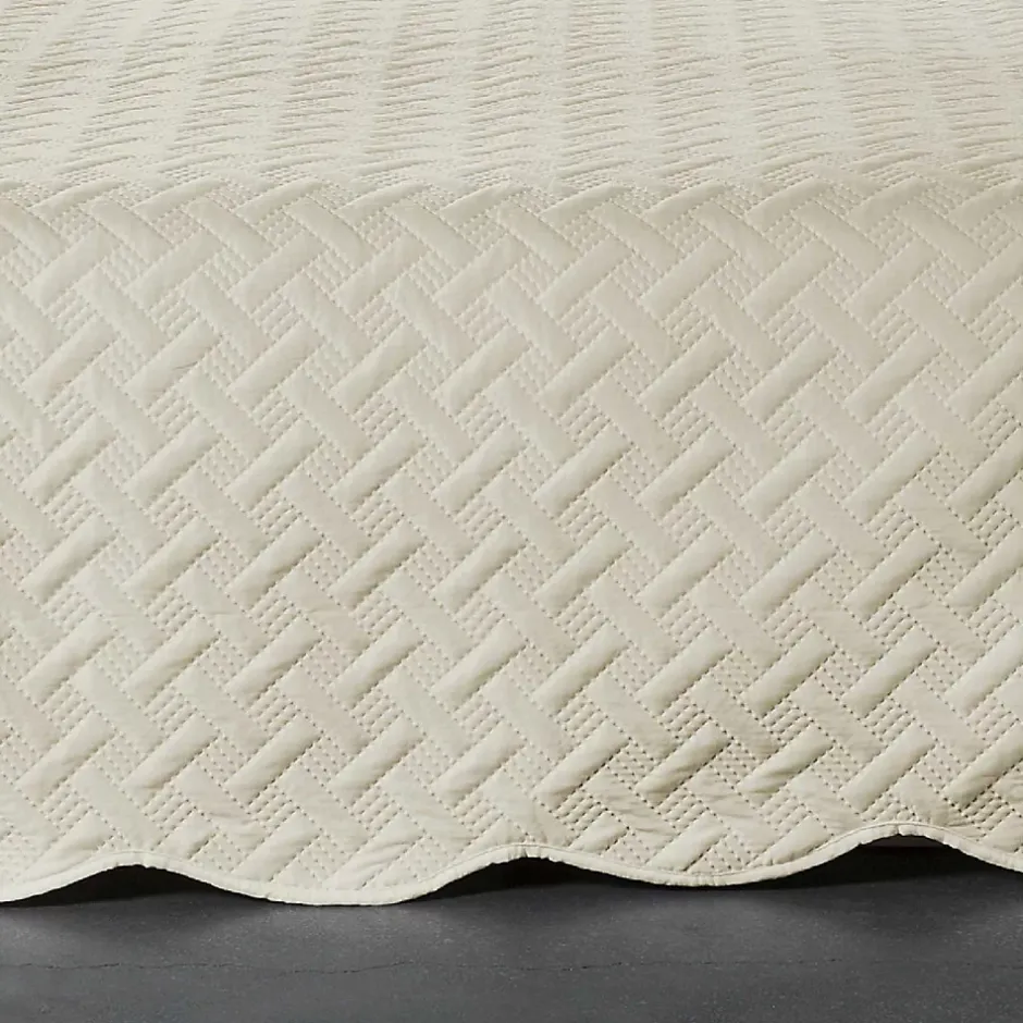 Linder Couverture molletonné surpiquage graphique (180x240 cm - Beige) Clearance