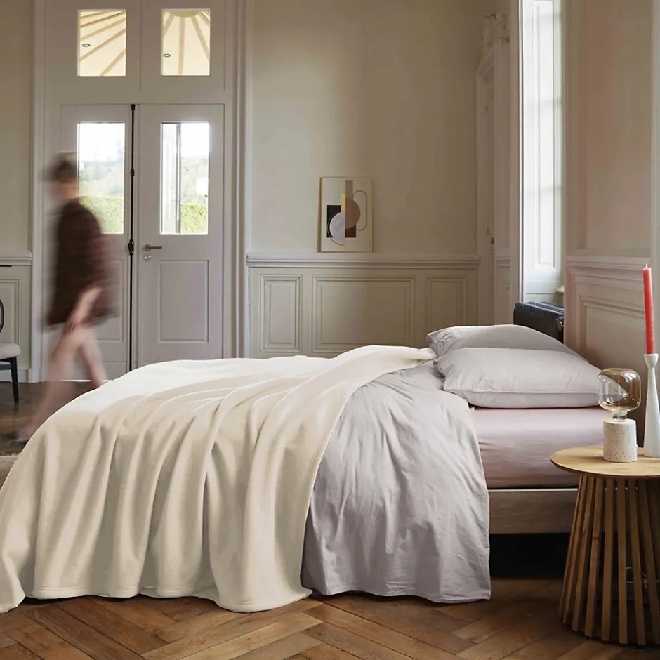 Linnea Couverture polaire 240x260 cm 100% Polyester 350g/m2 TEDDY Blanc Naturel