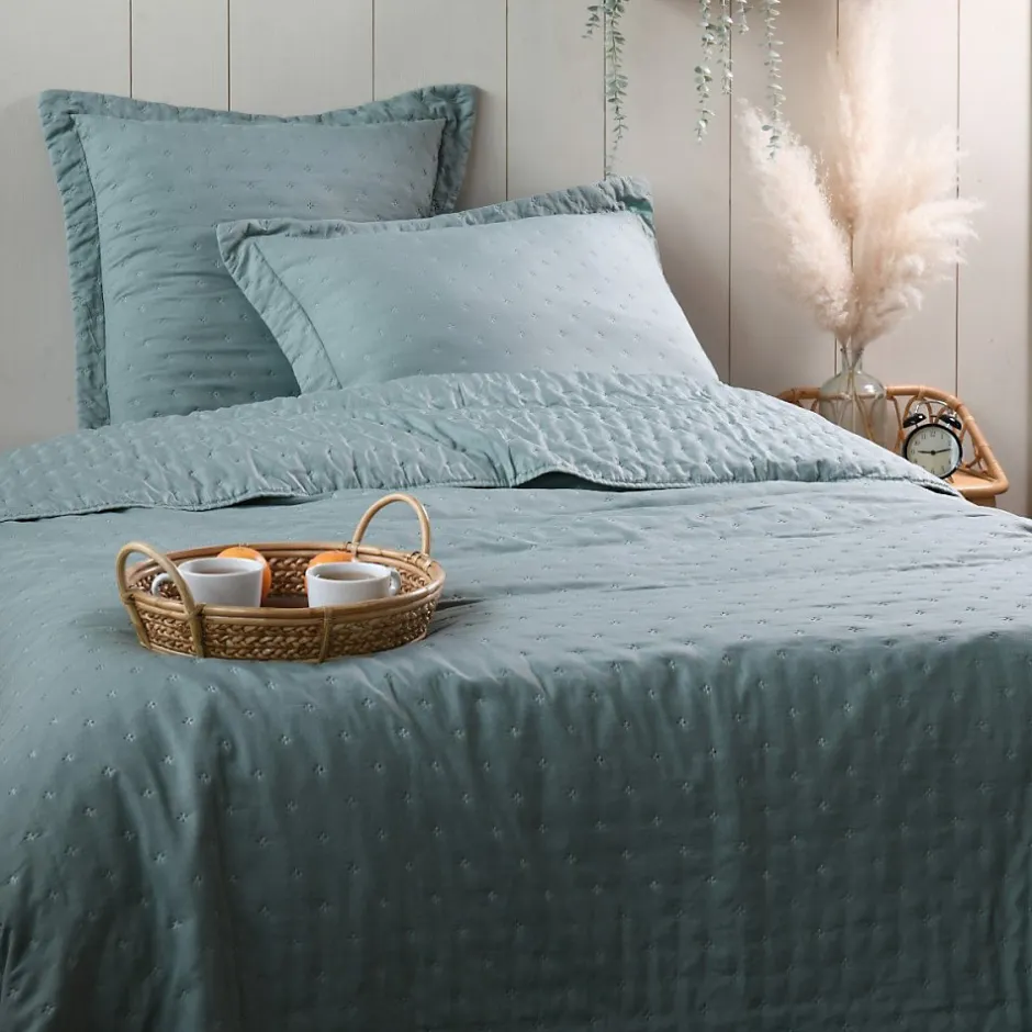 Lovely Casa Couvre lit boutis réversible 240x220 avec 2 taies coloris vert Outlet
