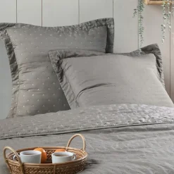 Lovely Casa Couvre lit boutis réversible 240x220 avec 2 taies CLEO