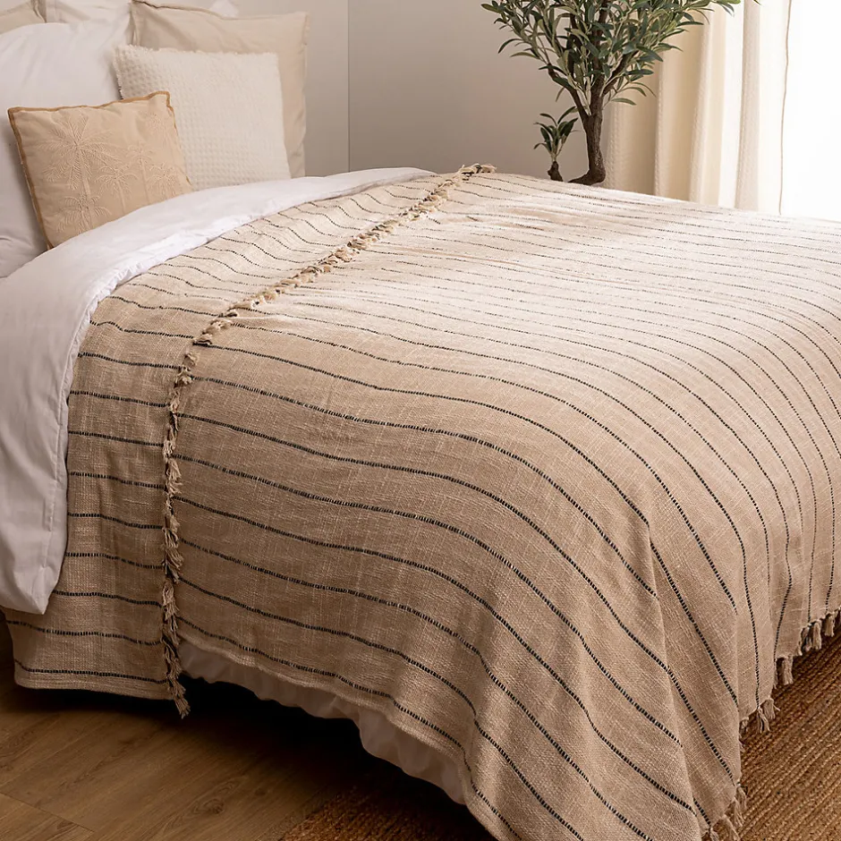 Atmosphera Créateur D'Intérieur Dessus de lit Luisa 240x260cm beige - Atmosphera