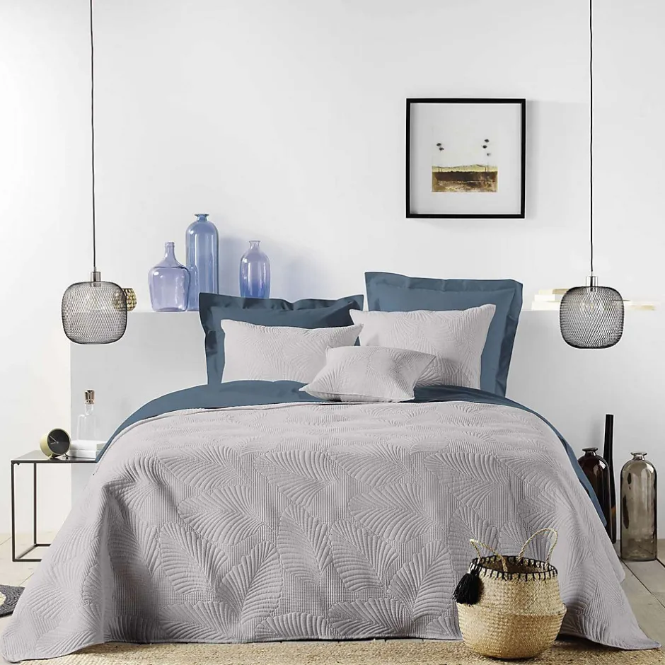Douceur D'Intérieur Dessus de lit matelassé DEER - Microfibre unie