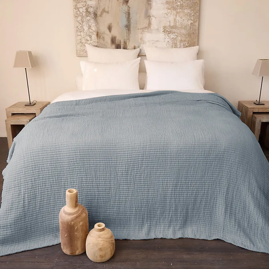 Linnea Dessus de lit 270x250 cm en coton lavé SEVILLE bleu abysse