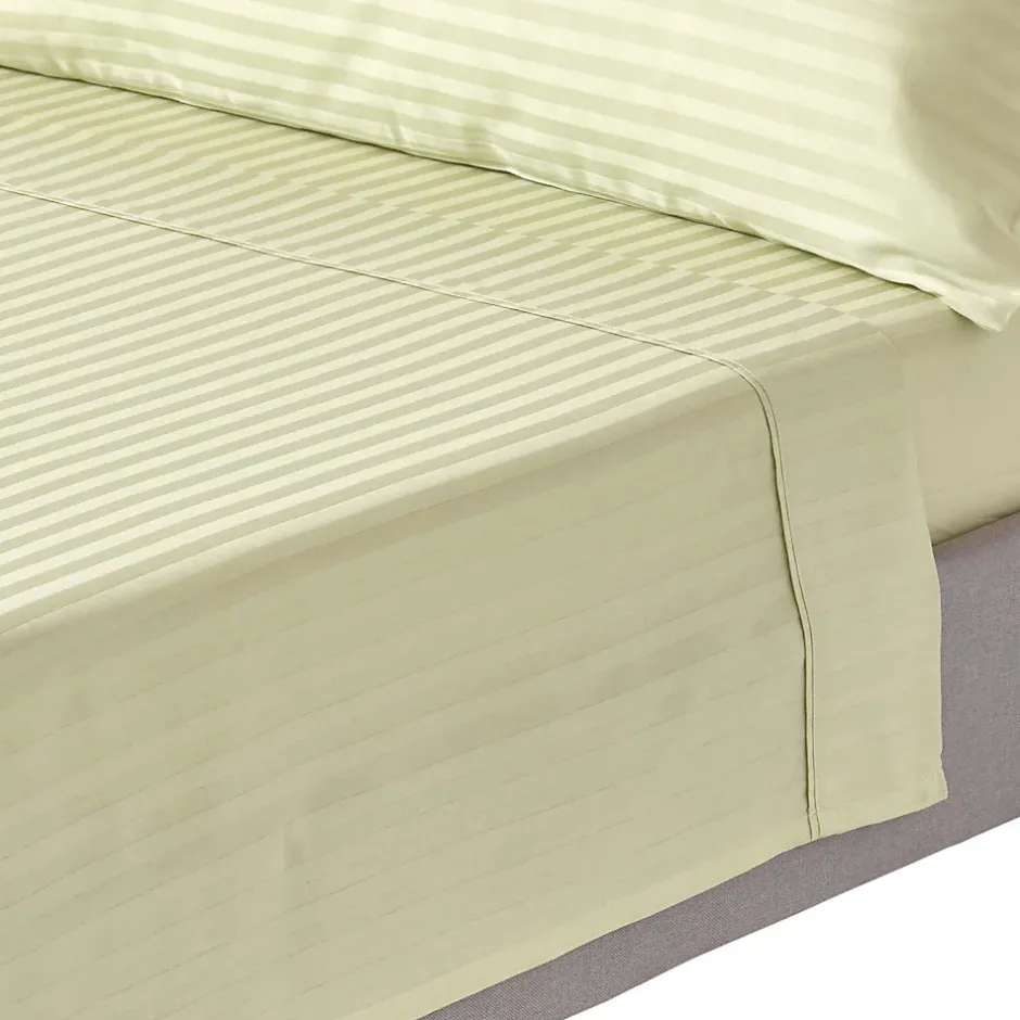 Homescapes Drap plat satin rayé en coton égyptien 330 fils vert sauge, 180x290 cm - Clearance
