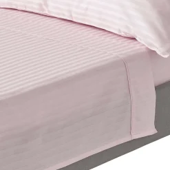 Homescapes Drap plat satin rayé en coton égyptien 330 fils violet, 230x255 cm -