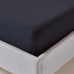 Homescapes Drap plat uni 100 % coton égyptien 200 fils noir, 275x275 cm - Online