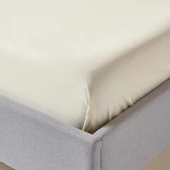 Homescapes Drap plat uni 100 % coton égyptien 200 fils ivoire, 178x255 cm -