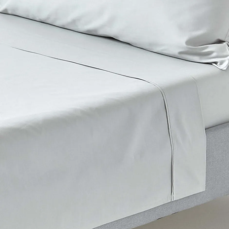 Homescapes Drap plat uni 100 % coton égyptien 200 fils gris argent, 240x275 cm -