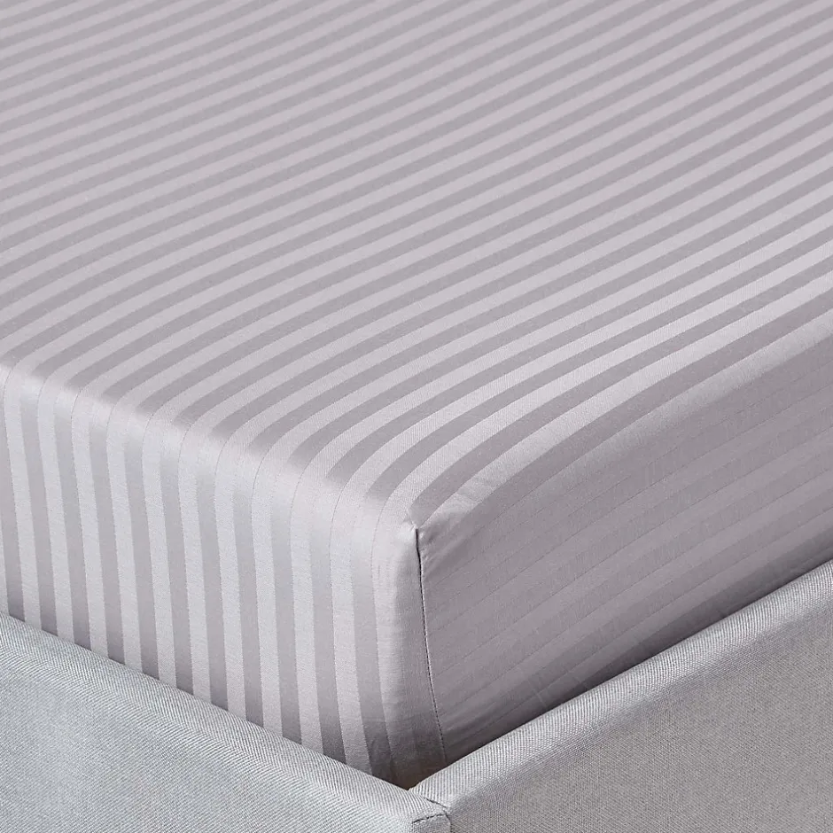 Homescapes Drap-housse rayé 180 x 200 cm 100% coton égyptien 330 fils coloris gris -