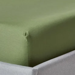 Homescapes Drap-housse uni 100 % coton égyptien biologique 400 fils vert mousse 140 x 200 cm -