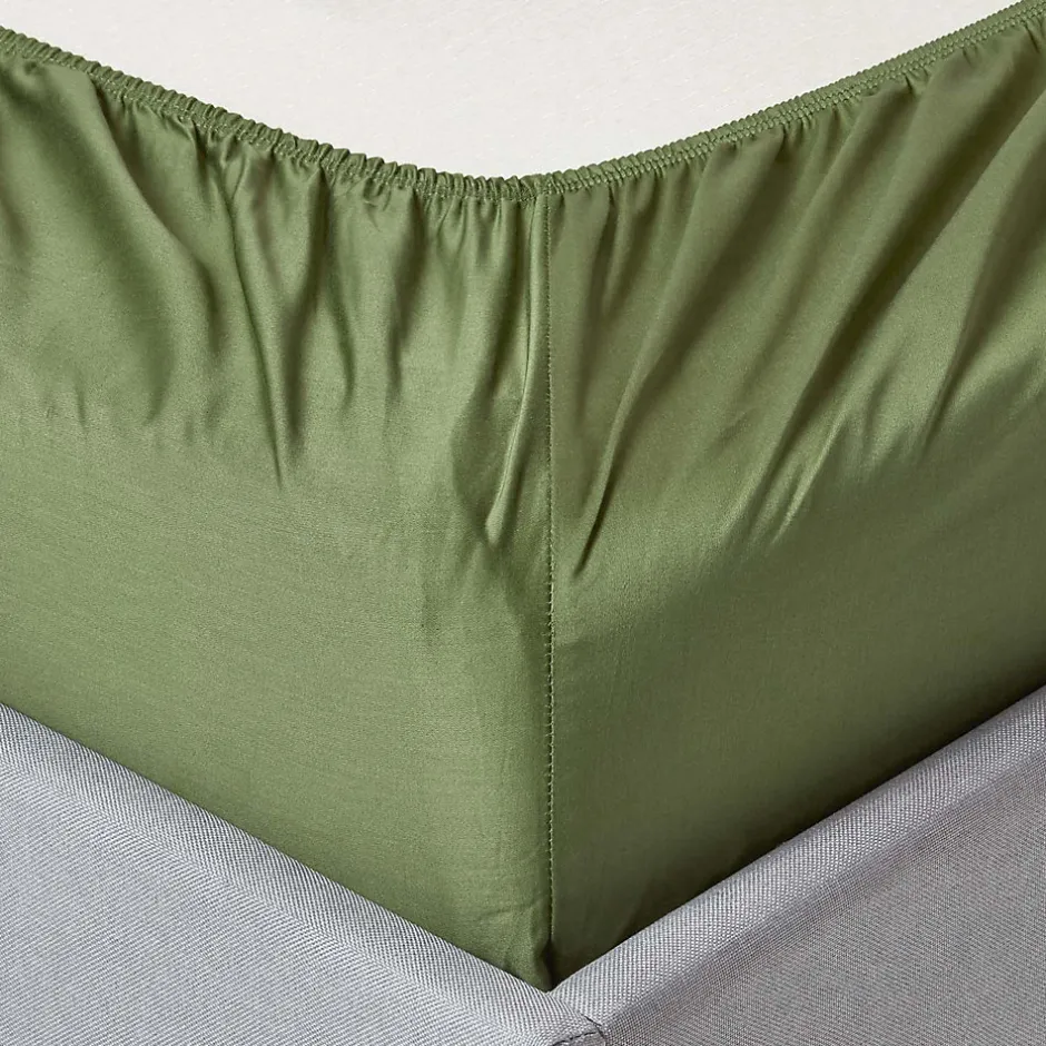 Homescapes Drap-housse uni 100 % coton égyptien biologique 400 fils vert mousse 140 x 200 cm -