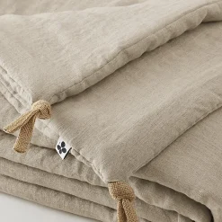 Meubletmoi Édredon 150 x 150 cm lin lavé sable avec 4 nouettes en jute - LUISA