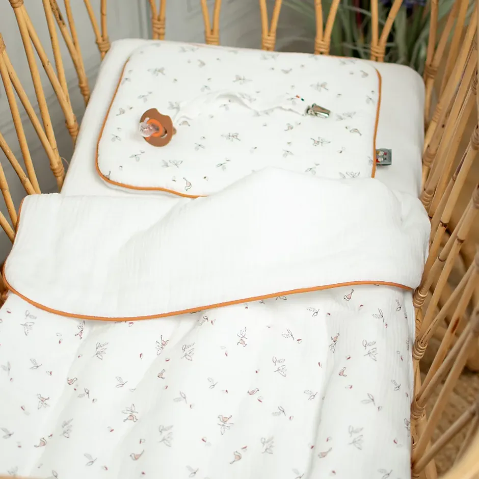 Sevira Kids Ensemble coussin et couverture pour berceau et couffin Melody Hot