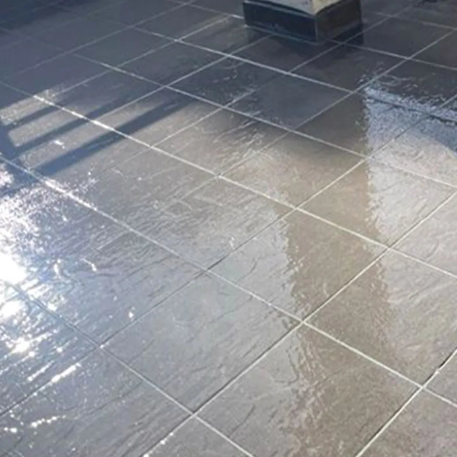 Sopgal Gomme liquide incolore (5 kg) - Imperméabilisant élastique haute résistance pour terrasses et balcons Hot