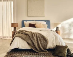 Best Mobilier Goyave - lit coffre - 140x190 - en tissu - sommier inclus -