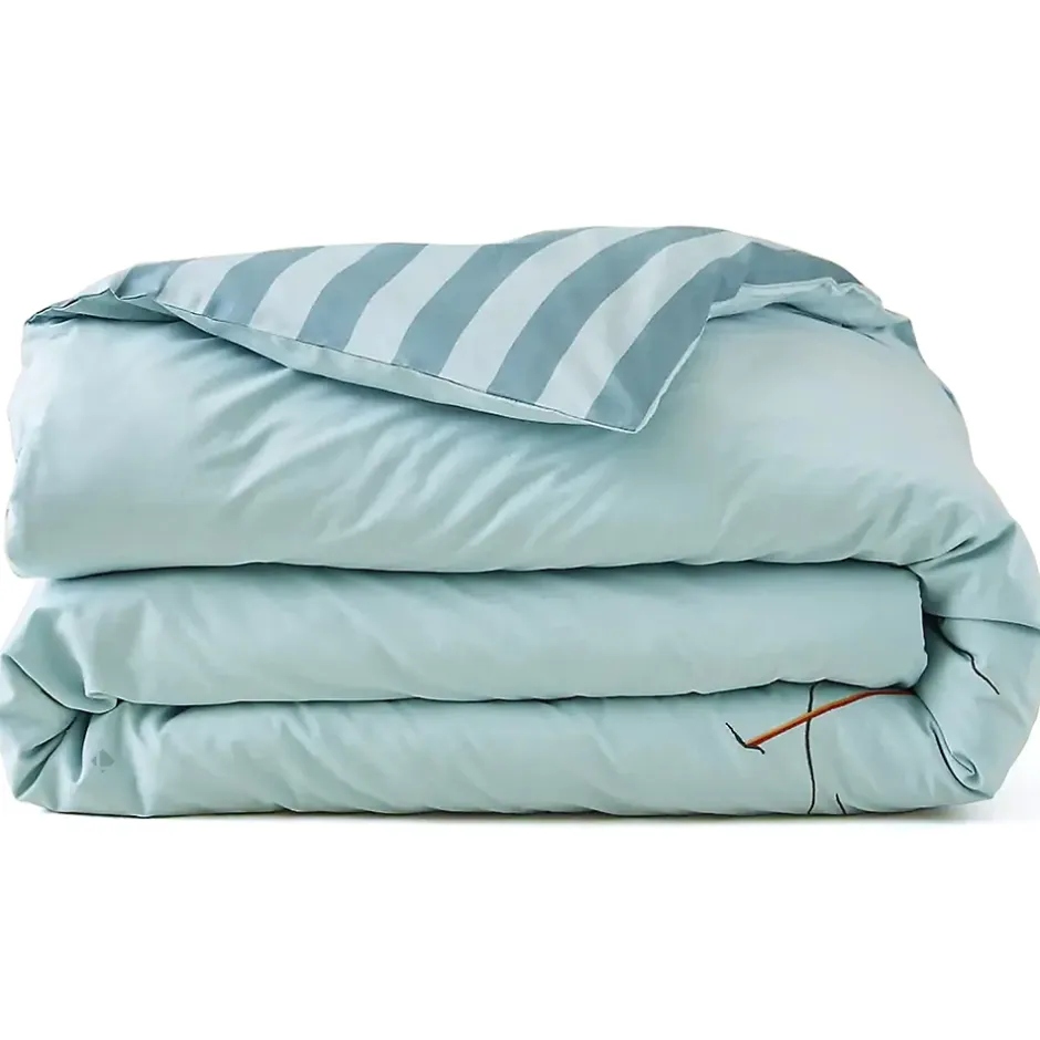 Linnea Housse de couette brodée 240x220 cm en percale de coton PASSE MONTAGNE bleu givré Outlet