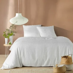 Douceur D'Intérieur Housse de couette 240x220 cm + 2 taies Microfibre gaufrée unie blanche ABELIA