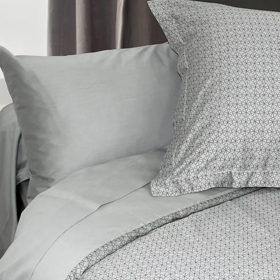 Linnea Housse de couette 240x220 cm Satin de coton ETOILE Gris clair Hot