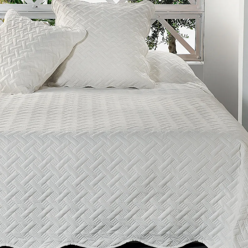 Linder Jeté de lit aux formes géométriques surpiquées (230x250 cm - Ecru)