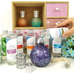 Mamamanuela Lampe catalytique Aqua Marina + Parfum Bed of Roses 200 ml - Élimine les mauvaises odeurs, parfume et améliore la qualité de l'air Best