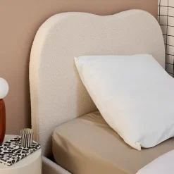 Sweeek Lit avec sommier à lattes et tête de lit. blanc finition bouclette. L204 x P98 x H96.5cm