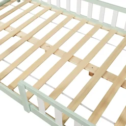 [En.Casa] Lit cabane Sisimiut avec matelas 140 x 200 cm vert menthe / blanc en.casa Clearance