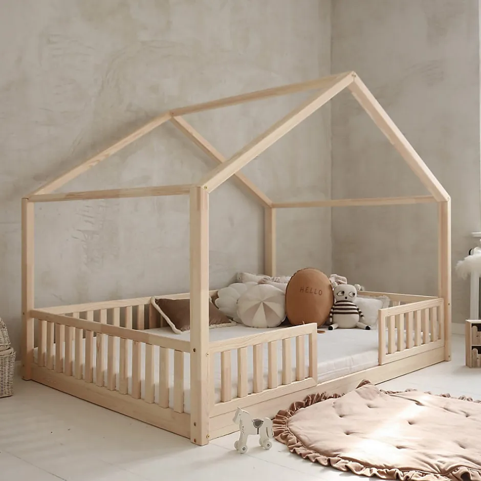 Enfant Petits-Meubles Lit cabane 140x200 barrières et sommier inclus pieds 1 cm Roxane Bois