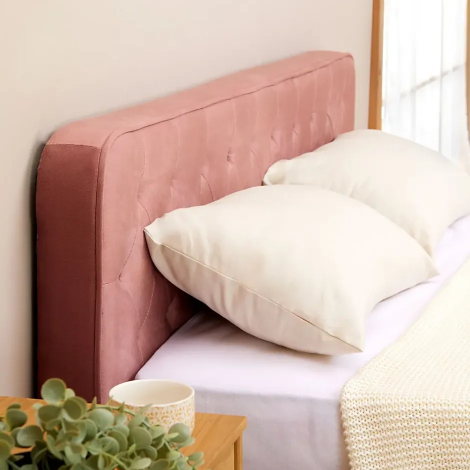 Idimex Lit double GLAMOUR, 140x190 cm, capitonné avec sommier, revêtement en velours rose Outlet