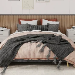 Okwish Lit Double 160x200 cm, Lit Adulte et Ado avec Cadre Bas Minimaliste, Design Stable en Velours Hollandais Gris, Sans Matelas