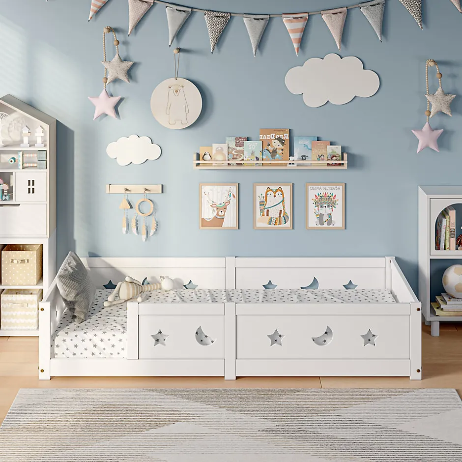 Enfant ProximaX Lit enfant Montessori 90x200 cm en pin massif, barrières étoiles et lune, peinture à l eau sûre, design sécurisé, Blanc