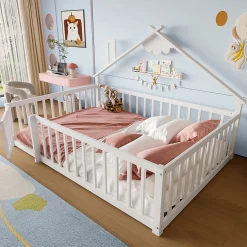 Enfant Okwish Lit enfant 140x190 cm - Lit avec barrières et design maison - Bois de pin et MDF - Sans matelas - Blanc