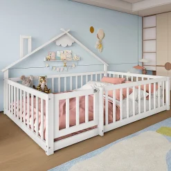 Enfant Okwish Lit enfant 140x190 cm - Lit avec barrières et design maison - Bois de pin et MDF - Sans matelas - Blanc