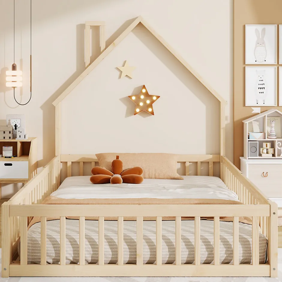 Okwish Lit Enfant 140x190 cm - Lit Cabane Design Maison avec Cheminée Décorative et Sommier Inclus, Bois et MDF, Naturel, sans Matelas