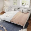 Gutent Lit extensible 90x190cm, lit de jour avec 2 places de couchage et cadre roulant, lit en forme de coeur, pin massif, blanc